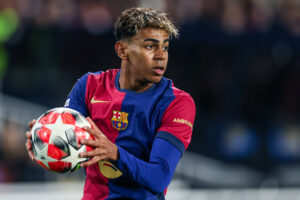 Lamine Yamal of FC Barcelona during the UEFA Champions League match, date 8, between FC Barcelona and Atalanta / IMAGO / Pressinphoto