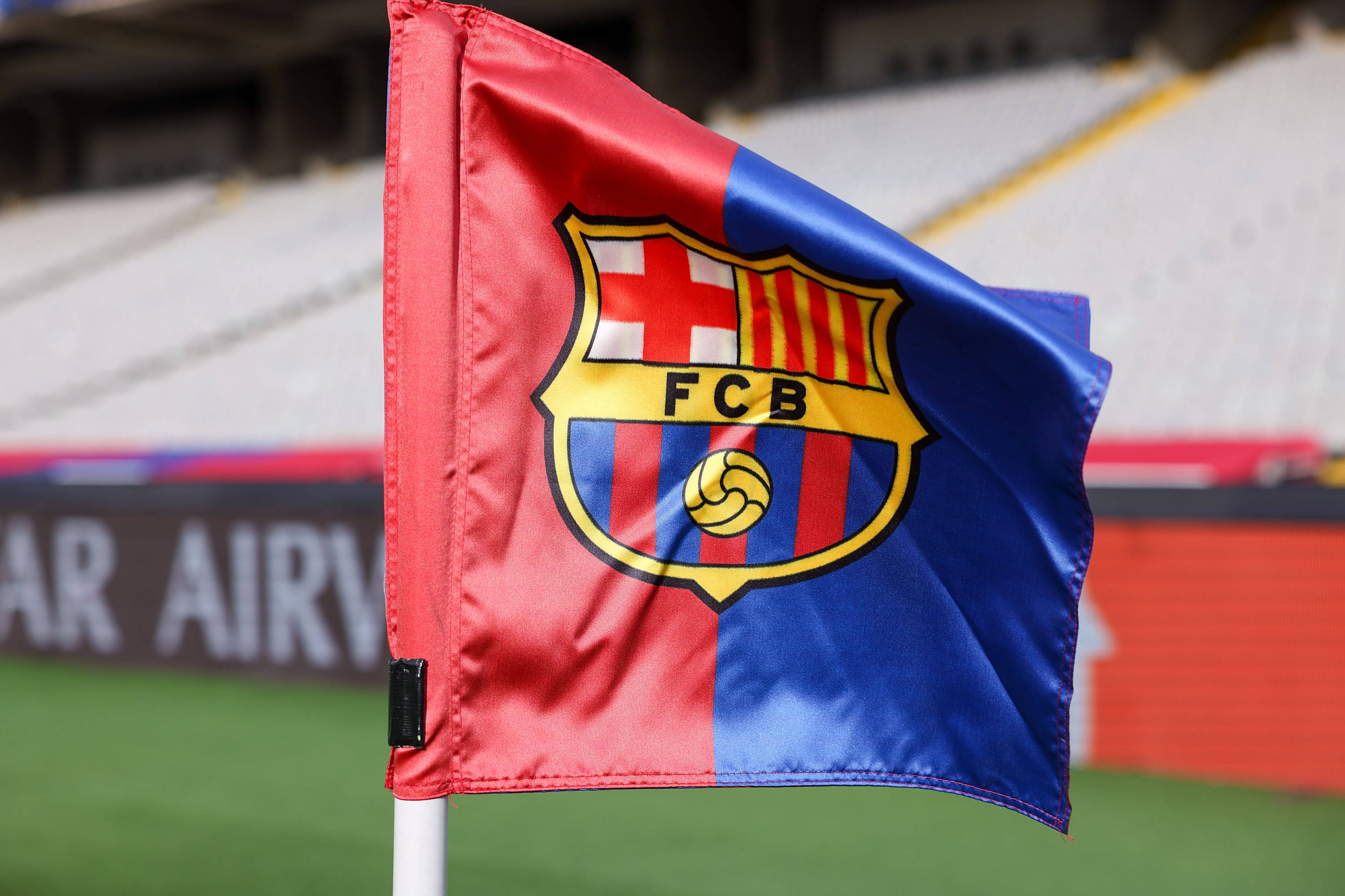 Barcelona 11. March 2025 Uefa Champions League phase 2024/25 Round of 16 FC Barcelona, Barca - S.L.Benfica v.l., Symbolfoto, Symbolbild: FC Barcelona Eckfahne *** Barcelona 11 March 2025 Uefa Champions League phase 2024 25 Round of 16 FC Barcelona S L Benfica v l , symbolic photo, symbolic image FC Barcelona corner flag / IMAGO / HMB-Media