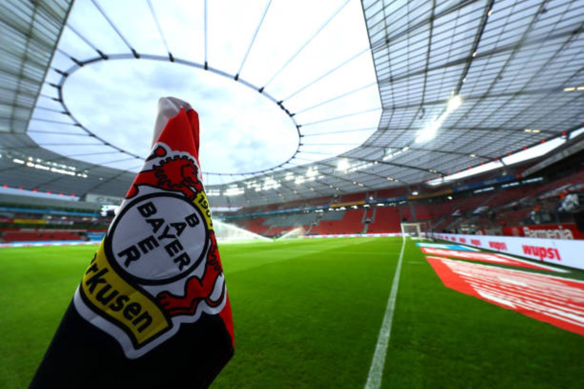 bayer leverkusen corner flag