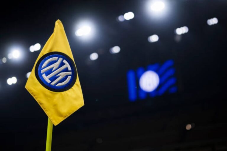 inter milan corner flag