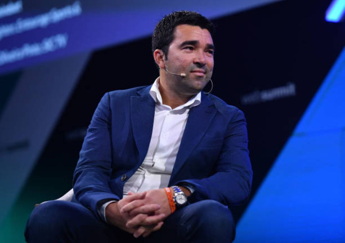 deco, barcelona sporting director