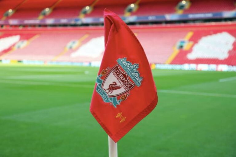 liverpool flag