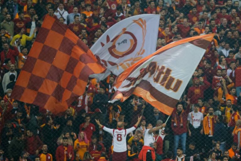 galatasaray flag