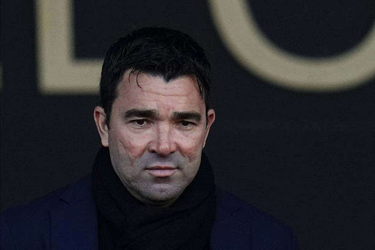 deco, barcelona sporting director