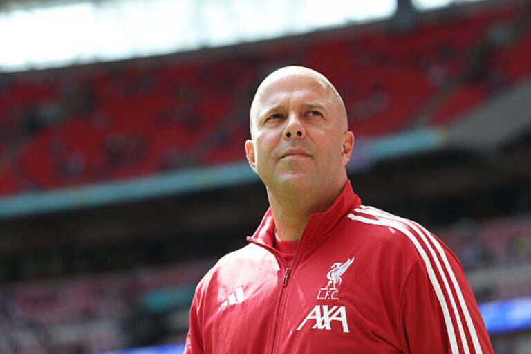 arne slot, liverpool manager