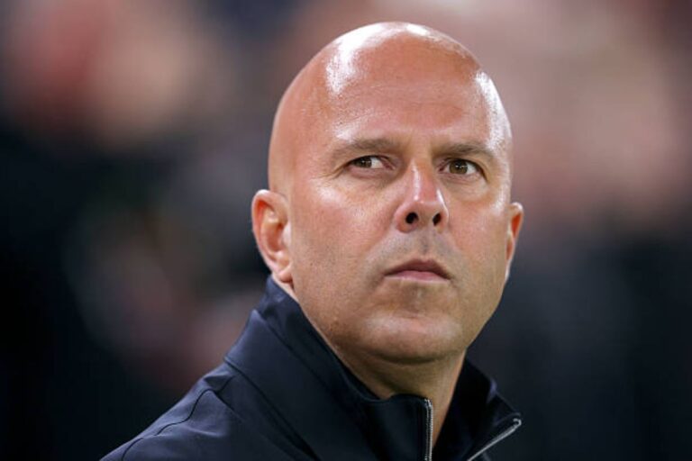arne slot, liverpool manager