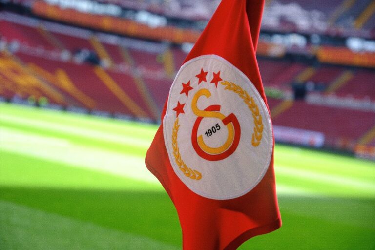 galatasaray flag